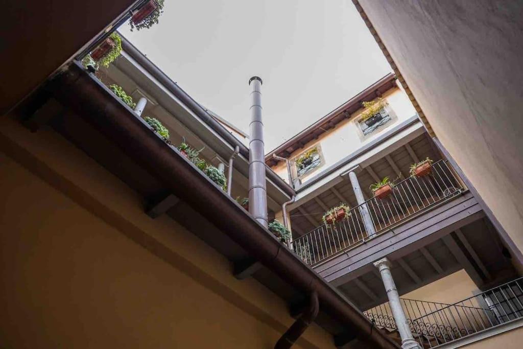Bergamo 5 Stelle Apartment ภายนอก รูปภาพ
