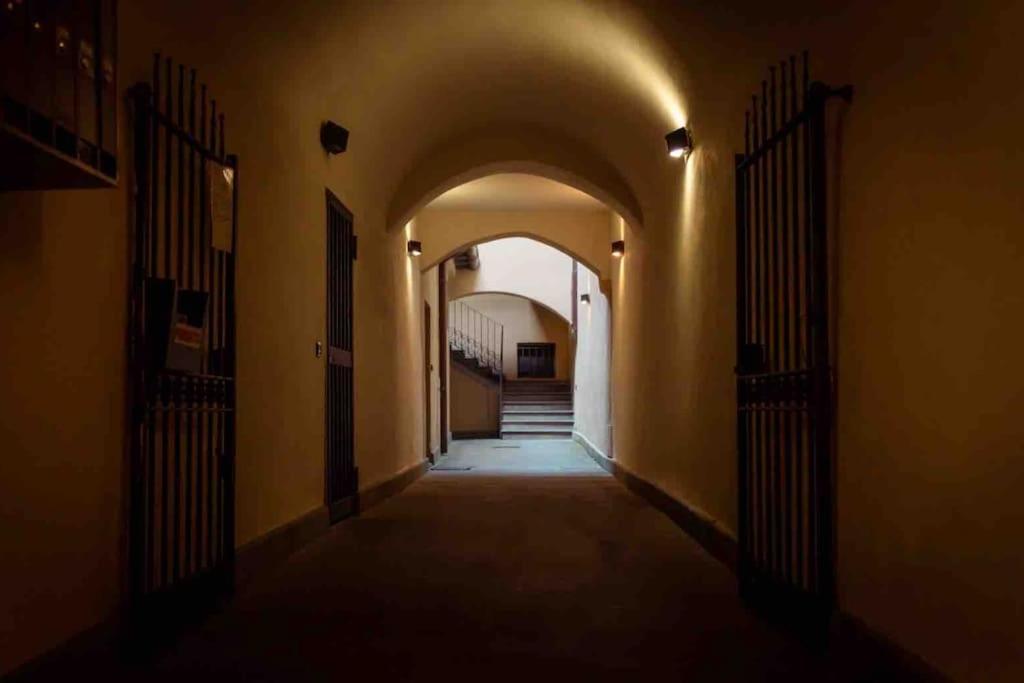 Bergamo 5 Stelle Apartment ภายนอก รูปภาพ
